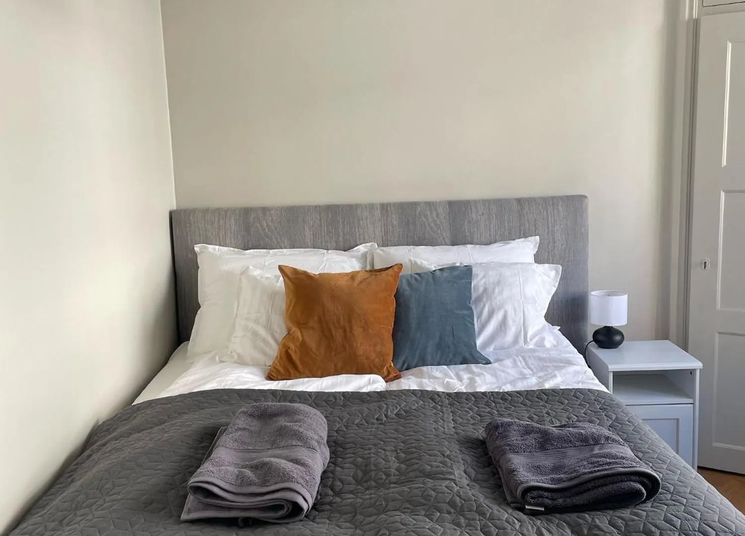 Luxury 2Bdr Apartment In Center With Free Parking Helsinki